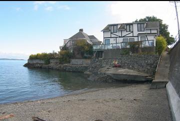 HOUSES AND RAMP TO BEACH