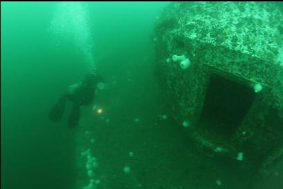 diver next to gun