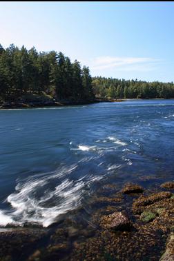 2 knots in Gabriola Pass