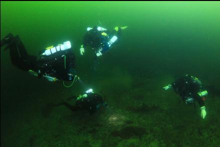rebreather divers discussing how to ditch me and my noisy bubbles