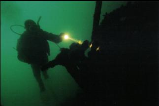 DIVER ON WRECK