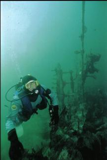 DIVER ON WRECK