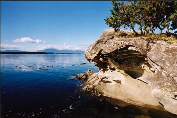 ROCK FORMATIONS AT RIGHT-HAND POINT