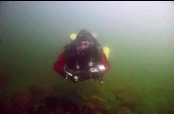 REBREATHER DAVE IN SHALLOWS