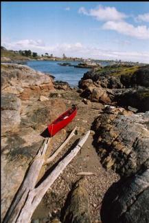 CANOE ON BEACH 