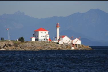 Entrance Island light