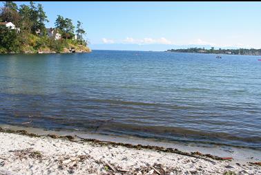 CADBORO BAY