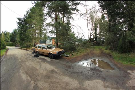 parking next to the trail