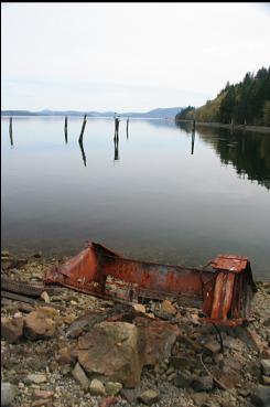 METAL JUNK AND PILINGS